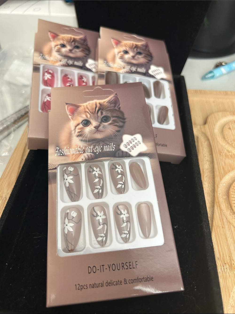 Cat-Eye effect DIY Faux Nails 3 pcs – Floral Design